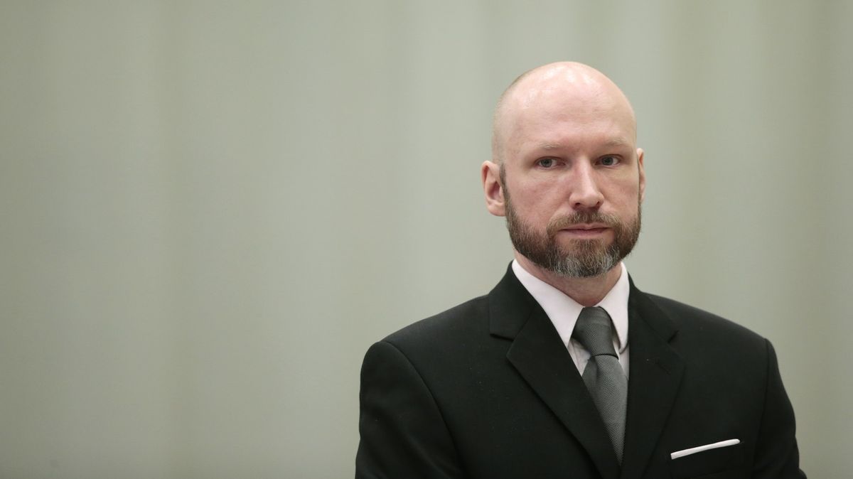 Breivik si stěžuje na podmínky věznění. Norsko prý pošlapává jeho lidská práva